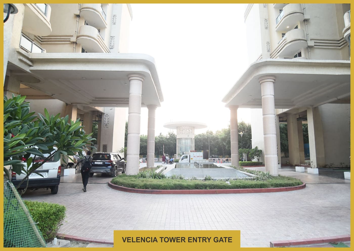 Mahagun Mezzaria, Sector 78, Noida (photo 2)
